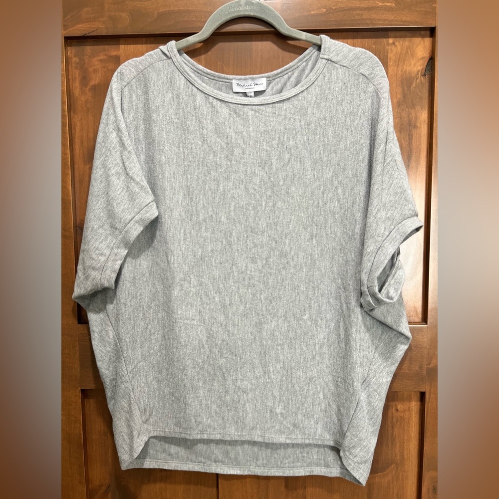 NWT Michael Stars Verna Dolman Sleeve Knit Top - Light Grey - Size Medium